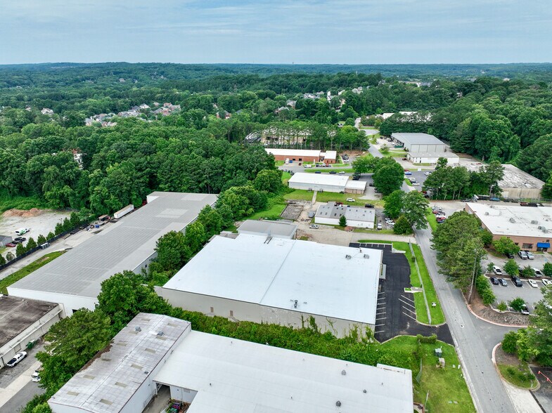 More Photos Of 1850 S Cobb Industrial Blvd, Smyrna Warehouse For Lease