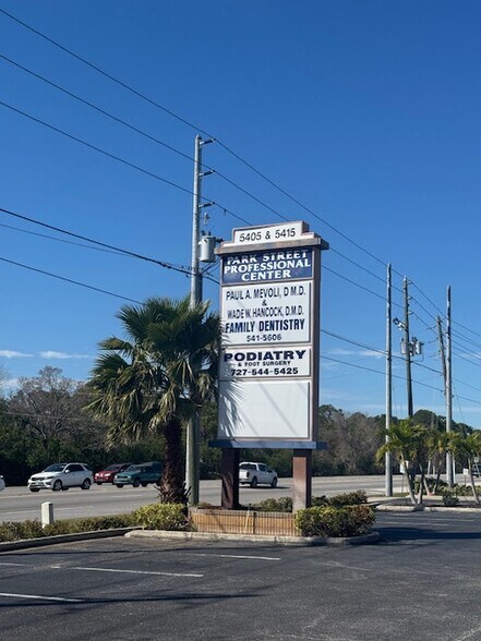 More Photos Of 5405-5415 Park St N, Saint Petersburg Medical For Lease