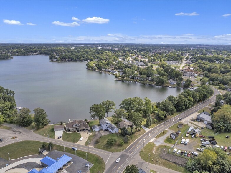 More Photos Of 4018 12th St NW, Canton Light Manufacturing For Sale