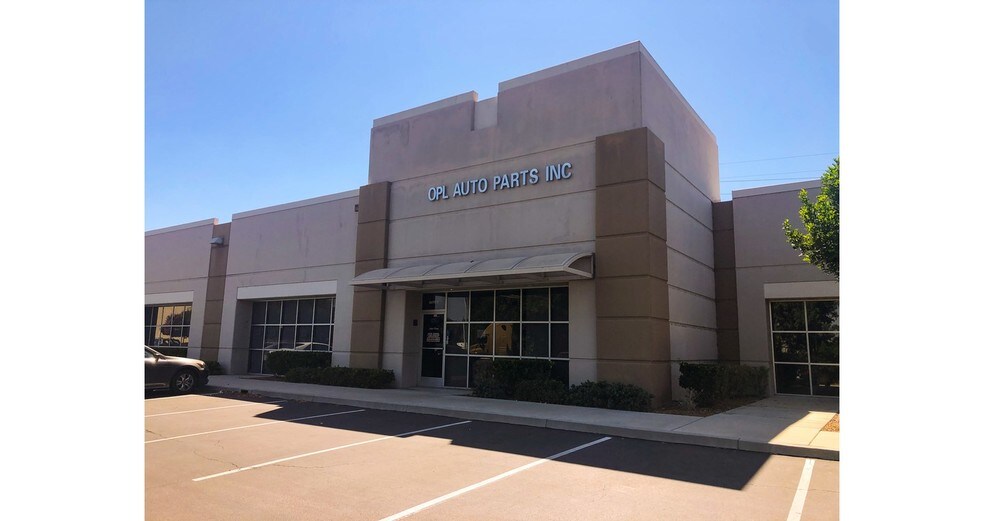 More Photos Of 15370 Fairfield Ranch Rd, Chino Hills Warehouse For Sale