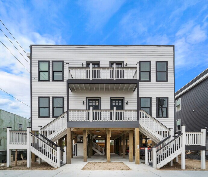 More Photos Of 801 Broadway St, Galveston Apartments For Sale