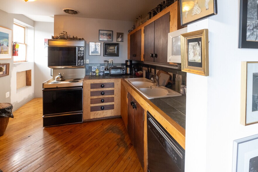 More Photos Of 230-234 Ferry St, Easton Loft Creative Space For Sale