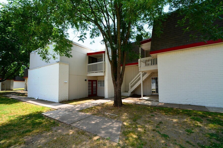 More Photos Of 3218 S 93rd East Ave, Tulsa Apartments For Sale