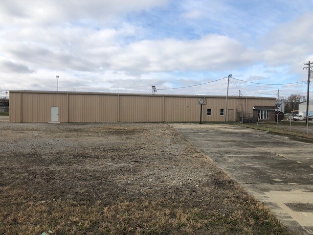 More Photos Of 3260 Homeward Way, Fairfield Warehouse For Lease