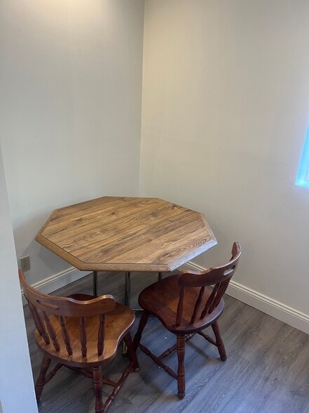 More Photos Of 846 State Highway AT, Villa Ridge Warehouse For Lease