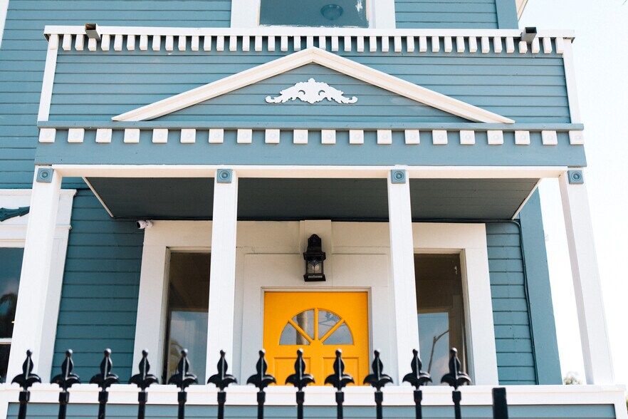 More Photos Of 1903 K St, San Diego Apartments For Sale