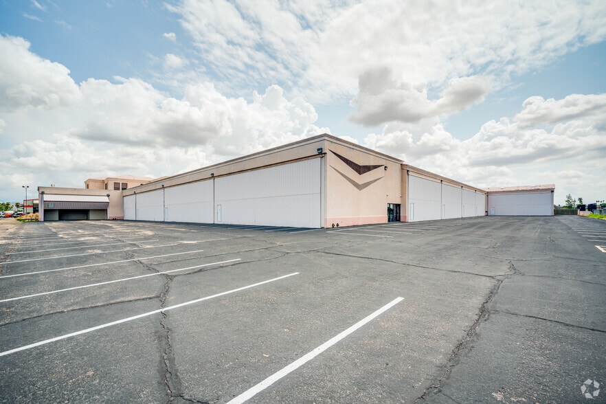 More Photos Of 2550 N Thunderbird Cir, Mesa Office For Lease