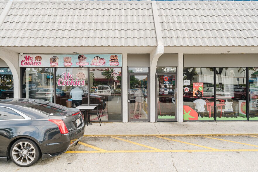 More Photos Of 130 NW 20th St, Boca Raton Unknown For Lease