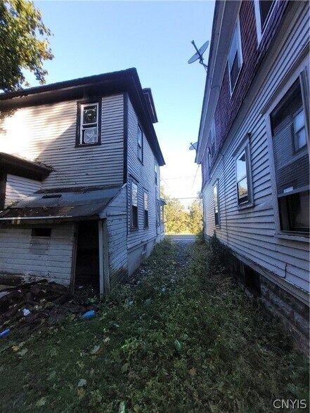 More Photos Of 503 W Lafayette Ave, Syracuse Multifamily For Sale