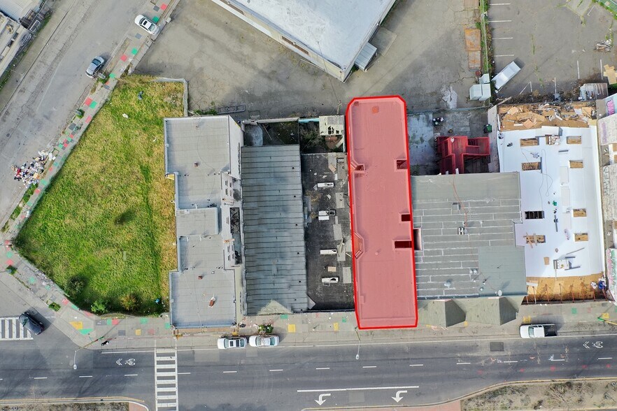 More Photos Of 2327-2329 San Pablo Ave, Oakland Apartments For Lease