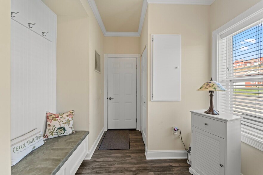 More Photos Of 501 E Franklin St, Endicott Apartments For Sale