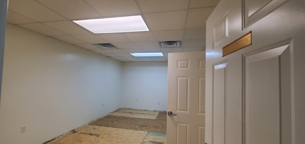 More Photos Of 110 S Center St, Mount Olive Office Residential For Sale