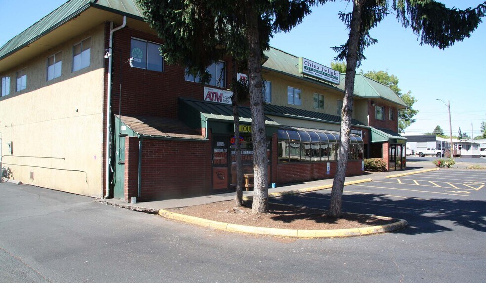 More Photos Of 325 NW 2nd St, Corvallis Storefront Retail Residential For Sale