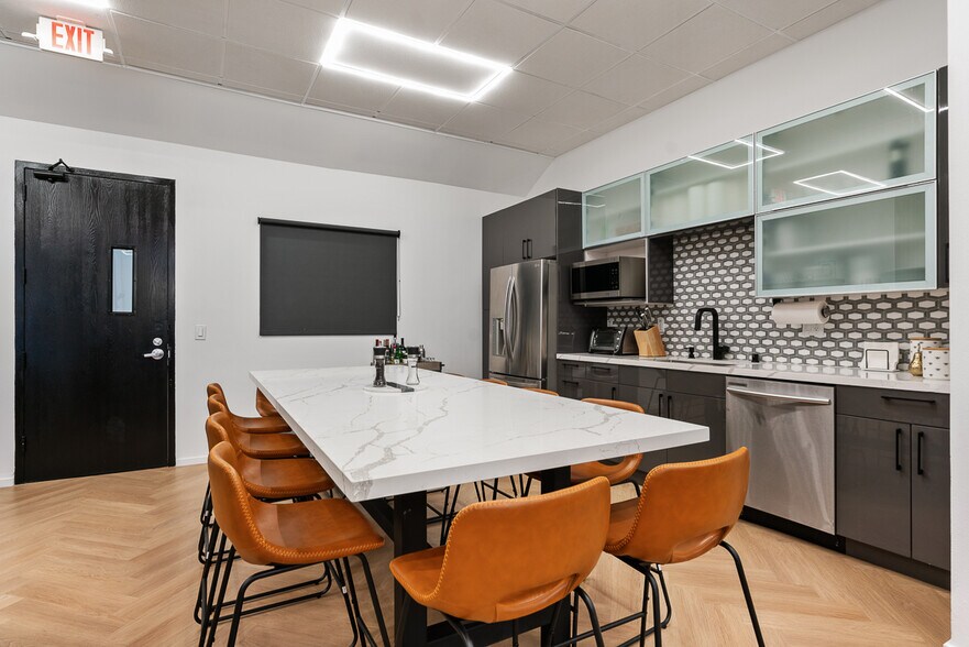 More Photos Of 1801 S La Cienega Blvd, Los Angeles Loft Creative Space For Lease