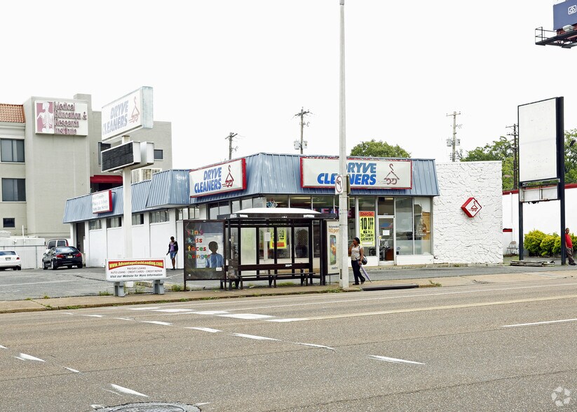 Primary Photo Of 1356 Union Ave, Memphis Freestanding For Lease