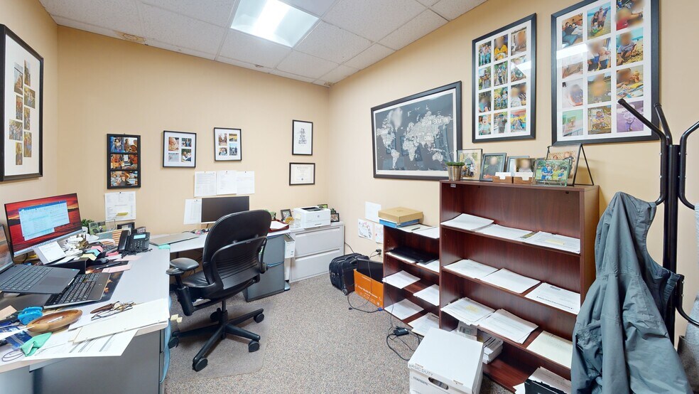 More Photos Of 1 Pillsbury St, Concord Office For Lease