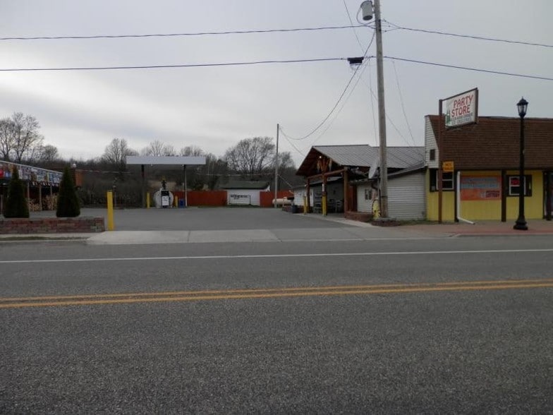 More Photos Of 4203 N Abbe Rd, Comins Freestanding For Sale