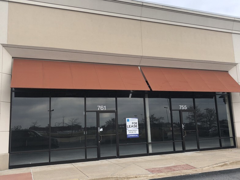 More Photos Of 731-871 Erica Ln, Yorkville Freestanding For Lease