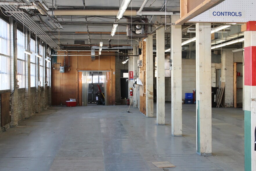 More Photos Of 65 Main St, Springfield Distribution For Sale