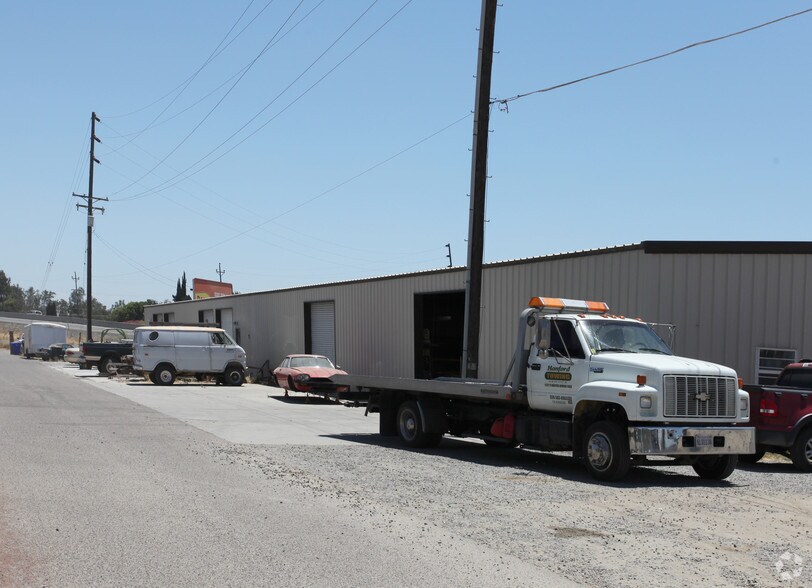 More Photos Of 13321 Hanford Armona Rd, Hanford Warehouse For Sale