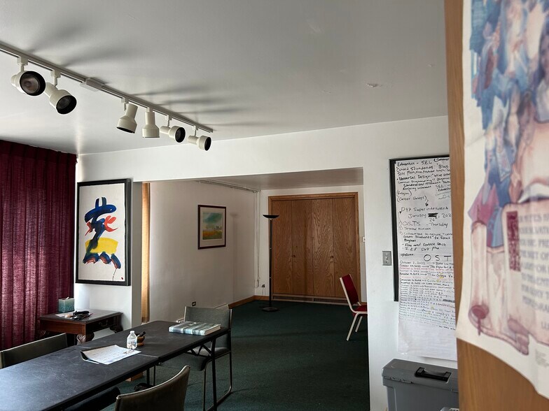 More Photos Of 1106-1110 Madison St, Oak Park Specialty For Sale