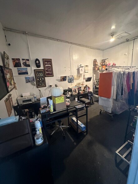 More Photos Of 5960 Crenshaw Blvd, Los Angeles Fast Food For Lease