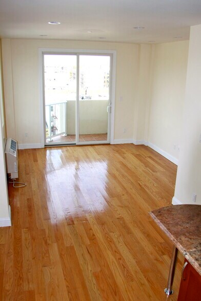 More Photos Of 2848 Brighton 7th St, Brooklyn Apartments For Sale