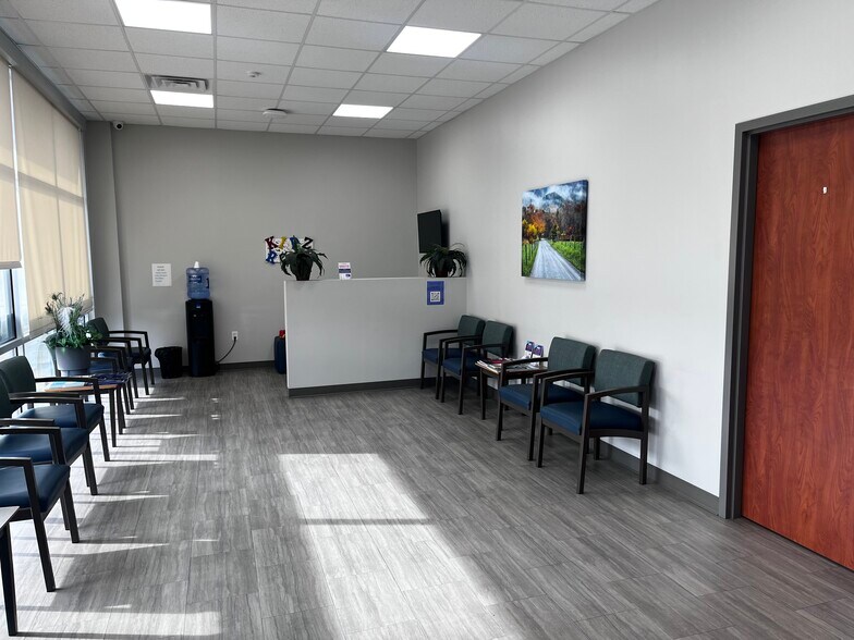 More Photos Of 5024 Hunter Rd, Ooltewah Storefront Retail Office For Lease