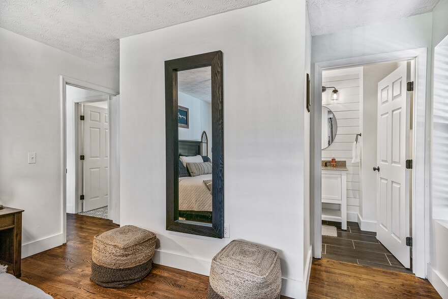 More Photos Of 1249 Gulf Rd, Spencer Golf Course Driving Range For Sale