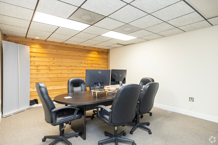 More Photos Of 1207 N Himes Ave, Tampa Loft Creative Space For Lease