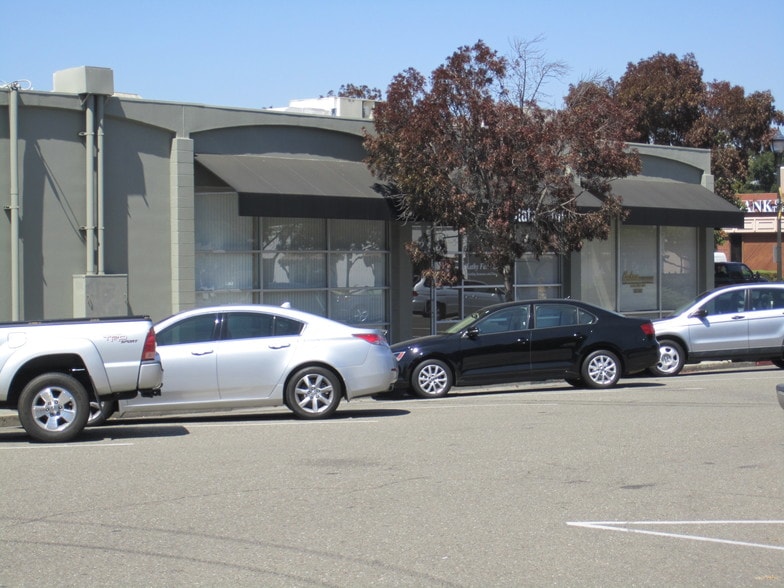 More Photos Of 355-379 S I St, Livermore Loft Creative Space For Lease