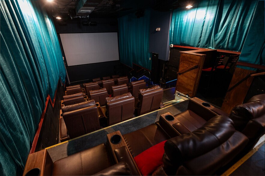 More Photos Of 12 N Augusta St, Staunton Movie Theatre For Sale