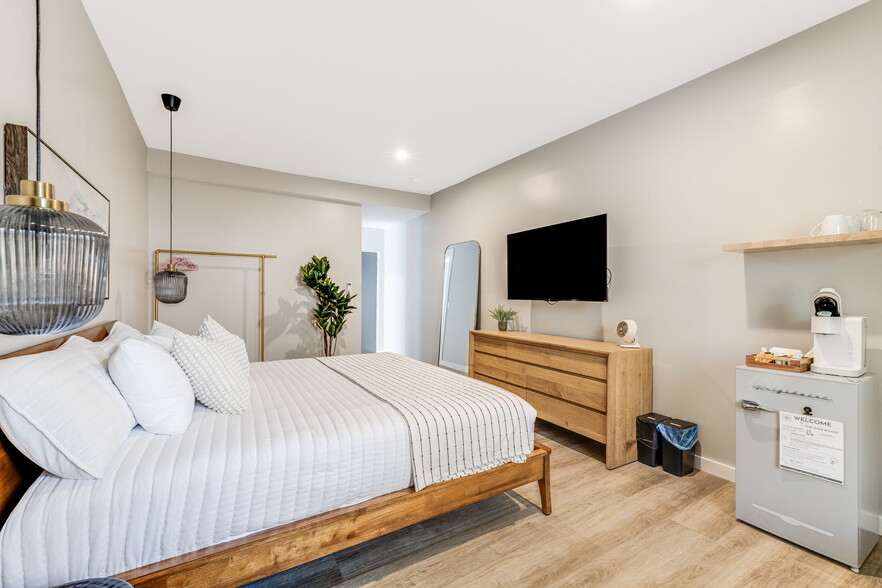 More Photos Of 4102 Soco Rd, Maggie Valley Hotel For Sale