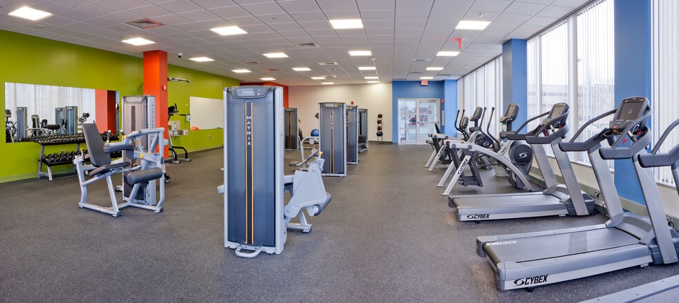 More Photos Of 2 Heritage Dr, Quincy Office For Lease