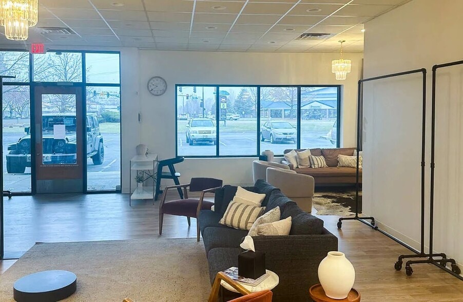 More Photos Of 5519 W State St, Boise Storefront Retail Office For Lease