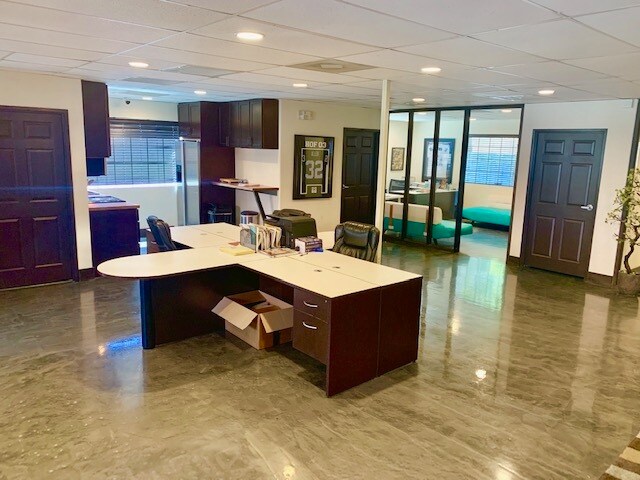 More Photos Of 8260 W Charleston Blvd, Las Vegas Office For Lease