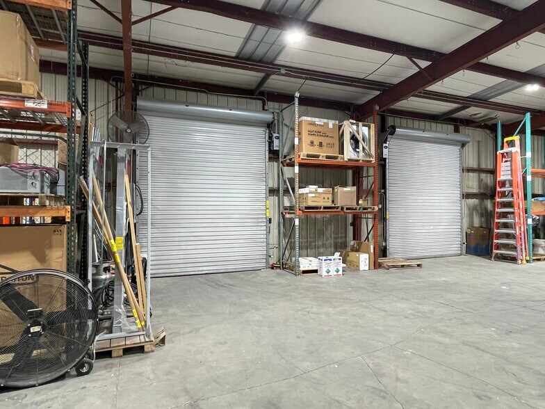 More Photos Of 251 Douglas Rd E, Oldsmar Warehouse For Sale