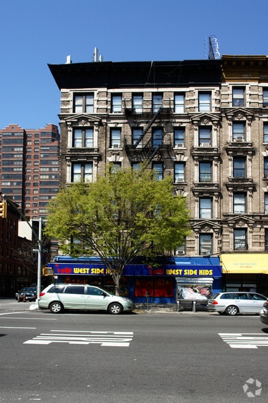 More Photos Of 498-500 Amsterdam Ave, New York Storefront Retail Residential For Lease