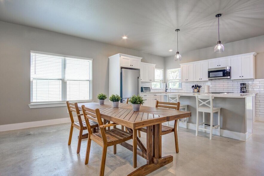 More Photos Of 30652 Oakview Rd, Bulverde Apartments For Sale
