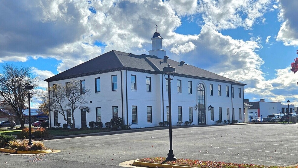 More Photos Of 8780 Centreville Rd, Manassas General Retail For Lease