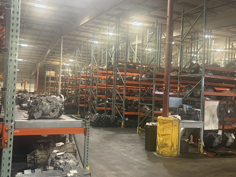 More Photos Of 111 Hillside Ave, Londonderry Manufacturing For Lease