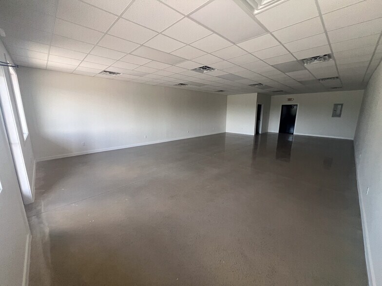 More Photos Of 5467 Alamo Rd, Edinburg Office For Lease