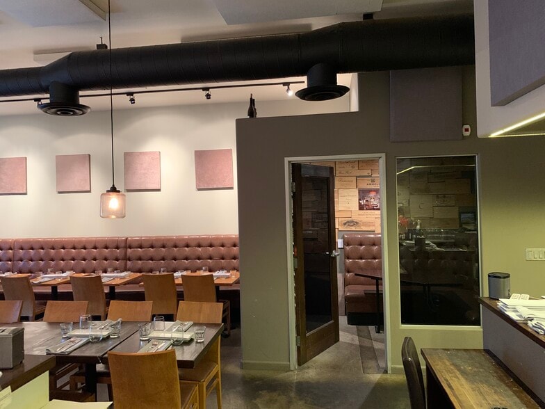 More Photos Of 1860 N Allen Ave, Pasadena Restaurant For Sale