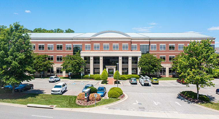 Primary Photo Of 3900 Westerre Pky, Richmond Office For Lease