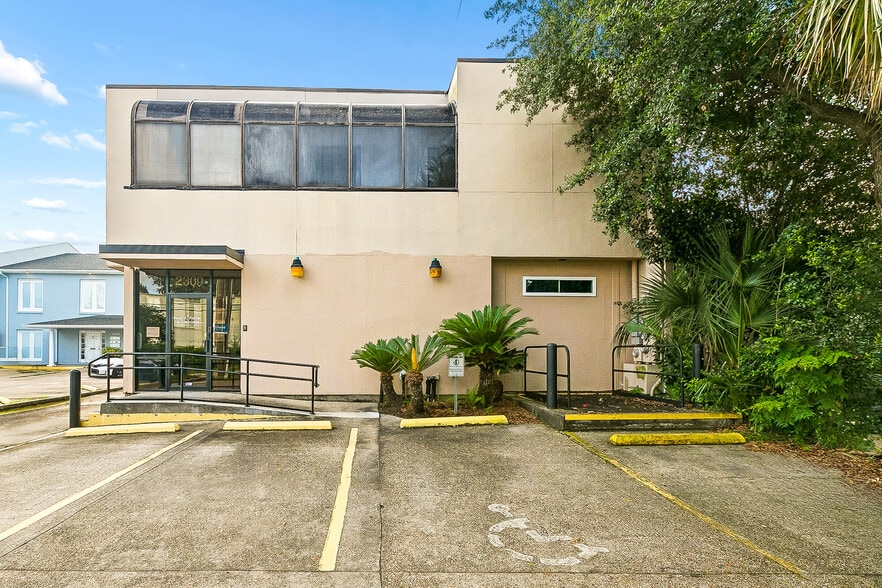 Primary Photo Of 2309 N Hullen St, Metairie Serviced Offices For Sale