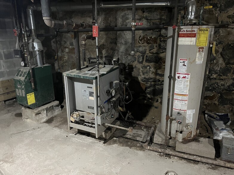 More Photos Of 5135 Bergenline Ave, West New York Storefront Retail Office For Sale