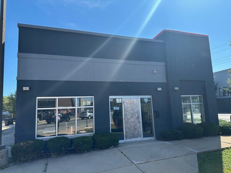 More Photos Of 8307 S South Chicago Ave, Chicago Freestanding For Sale