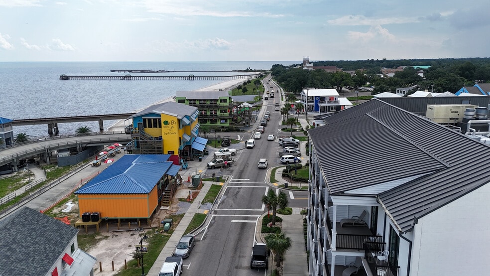 More Photos Of 113 Beach blvd, Bay Saint Louis Restaurant For Sale