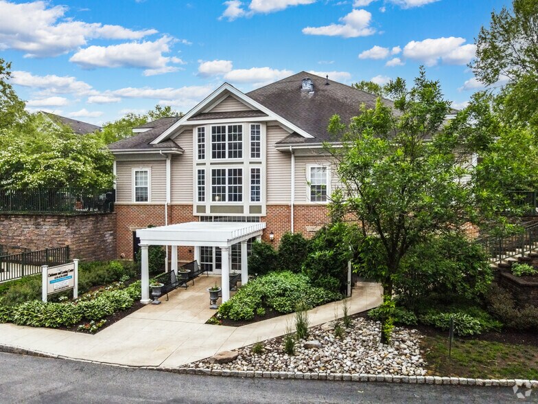 More Photos Of 1776 Patriots Ln, Norristown Apartments For Sale