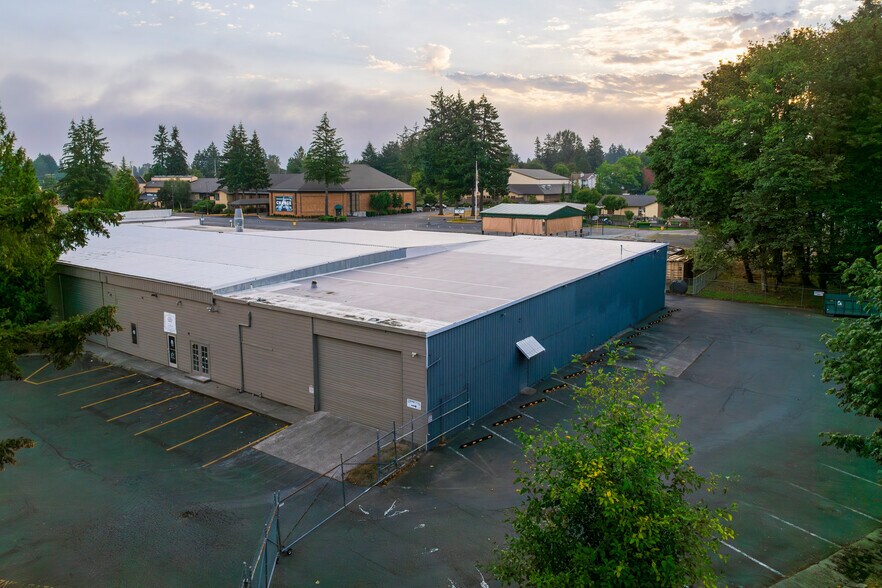 More Photos Of 1202 Black Lake Blvd SW, Olympia General Retail For Lease
